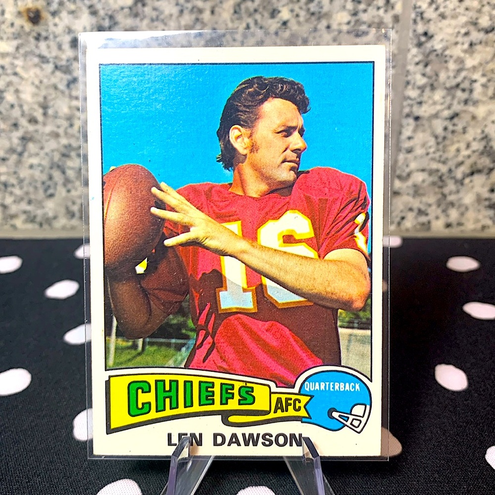 Len Dawson 1975 Topps KC Chiefs QB Hall of Fame Legend!! Excellent Condition!